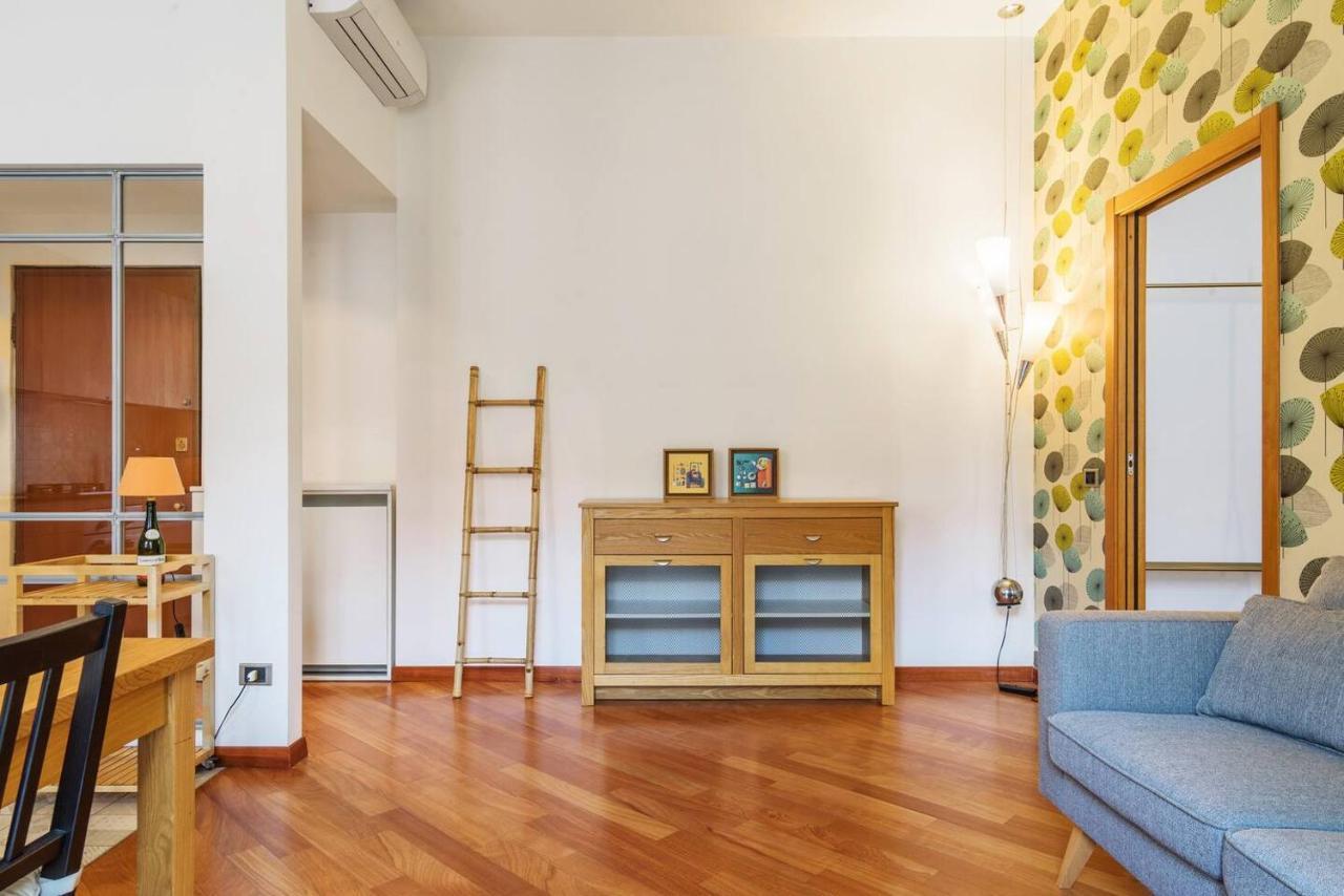 Colored And Spacious Flat Close To Navigli By Easylife Milão Exterior foto